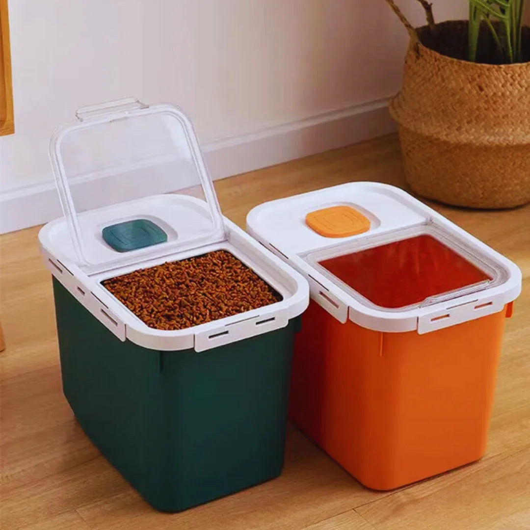 FutterSmart – Food Storage Container with Lid & Portioning Aid