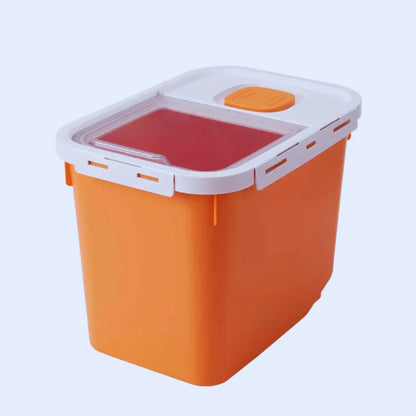FutterSmart – Food Storage Container with Lid & Portioning Aid
