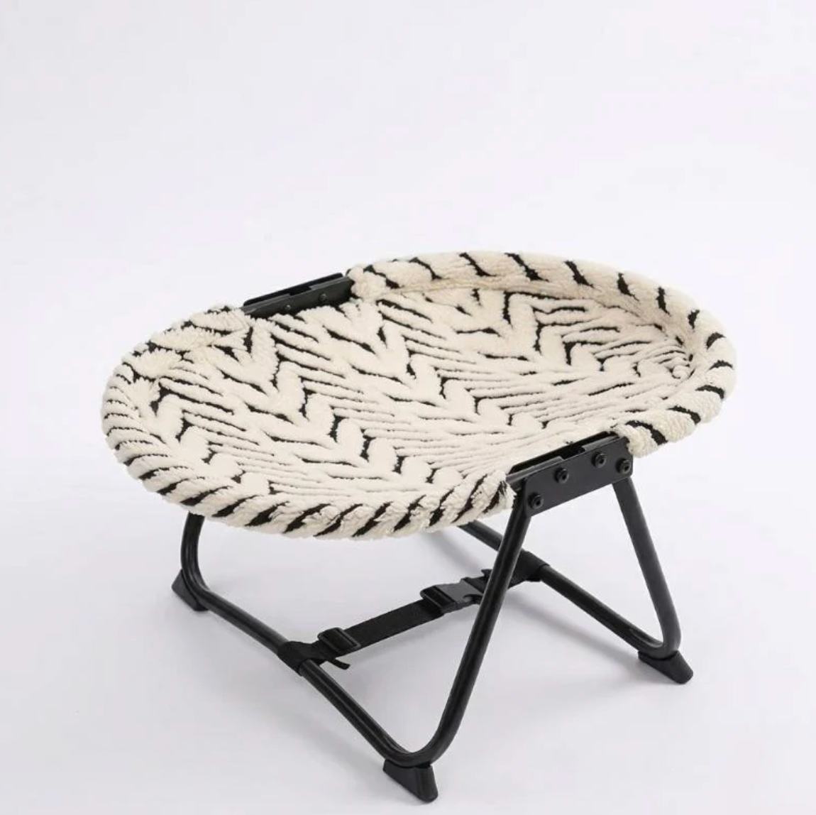 CloudNest Pet Lounge