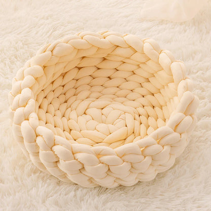 CozyWeave Hand-Woven Pet Basket