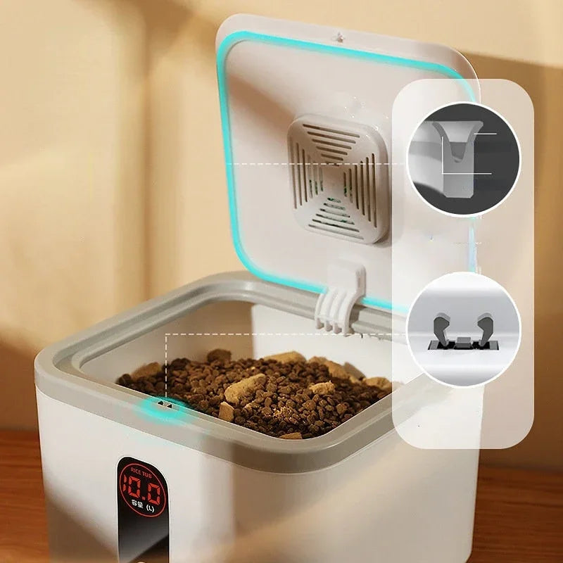 FreshSeal Pet Food Container