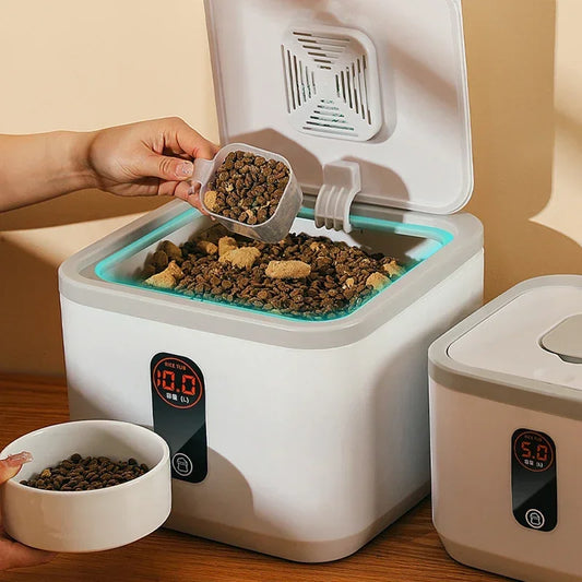 FreshSeal Pet Food Container