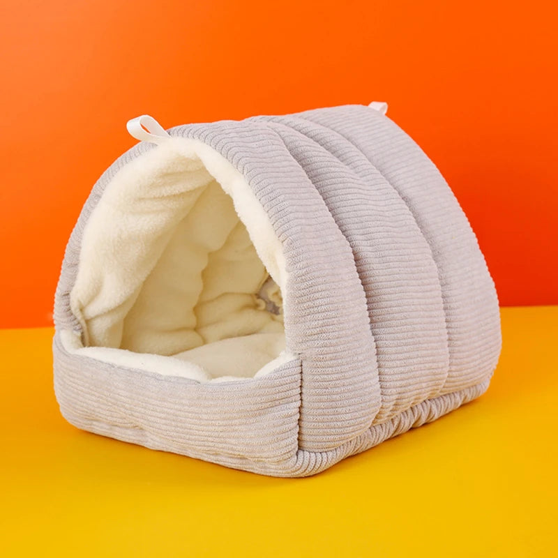 CozyNest Winter Hanging Bird Nest